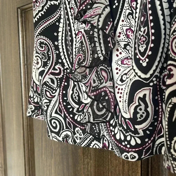 White House Black Market | Dress tank, black with purple and white pattern. sm. - Picture 6 of 7